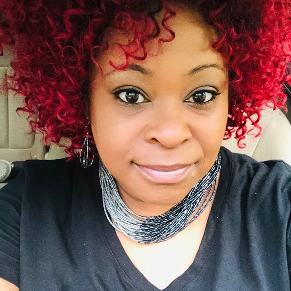 Meet your Posher, Rue ❤️ - Picture 1 of 1